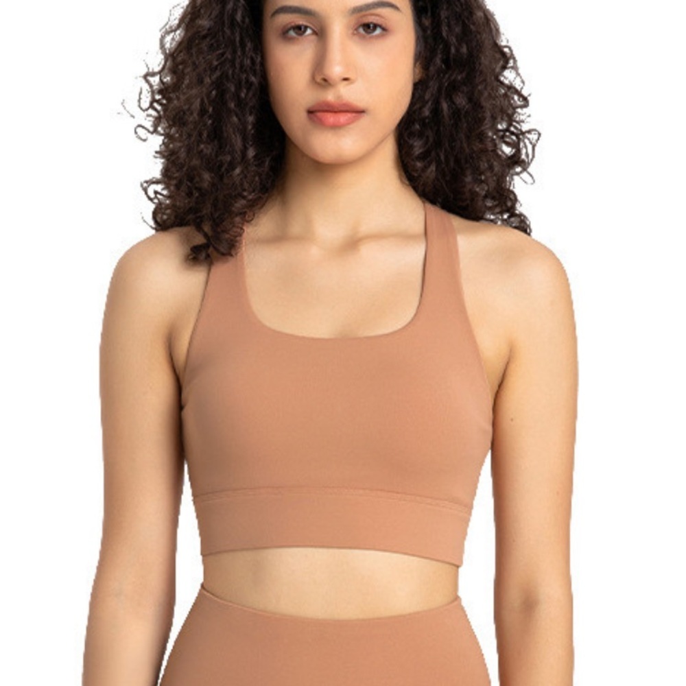 Aerie keyhole back sport bra